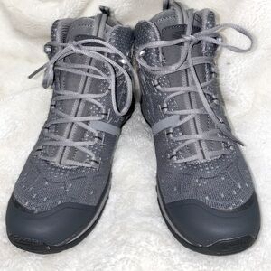 Brand New Neutral Keen Hiking Boots